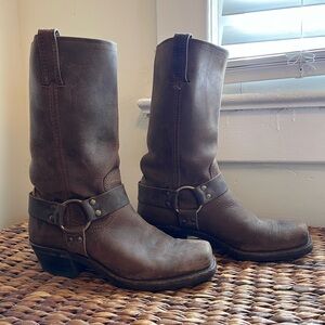 Frye Harness Boot - great condition